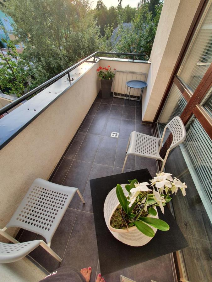 Lexi Apartman Apartment Hajduszoboszlo Ngoại thất bức ảnh