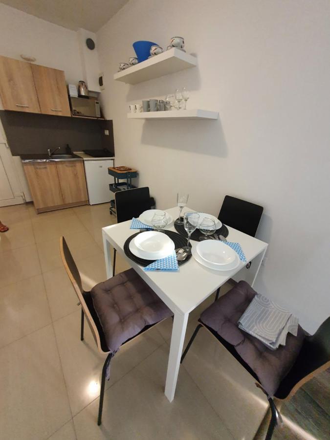 Lexi Apartman Apartment Hajduszoboszlo Ngoại thất bức ảnh